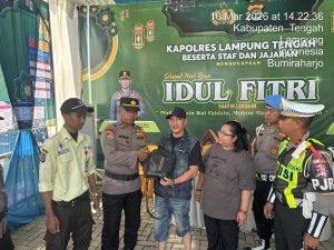 Tas Uang Rp23 Juta Tertinggal di Rest Area Tol Bakter, Polisi Kembalikan ke Pemilik