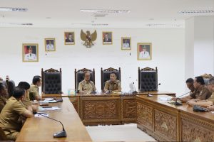 PEMKAB PESISIR BARAT GELAR RAPAT RETRIBUSI DAERAH TAHUN 2026