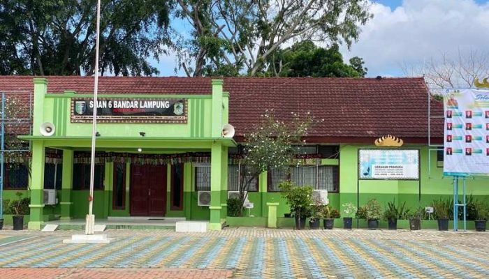 Kasus Gangguan Kesehatan di SMAN 6, Program MBG Kembali Disorot