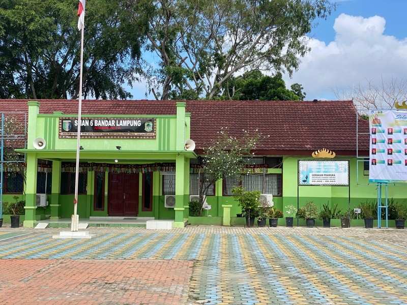 Kasus Gangguan Kesehatan di SMAN 6, Program MBG Kembali Disorot