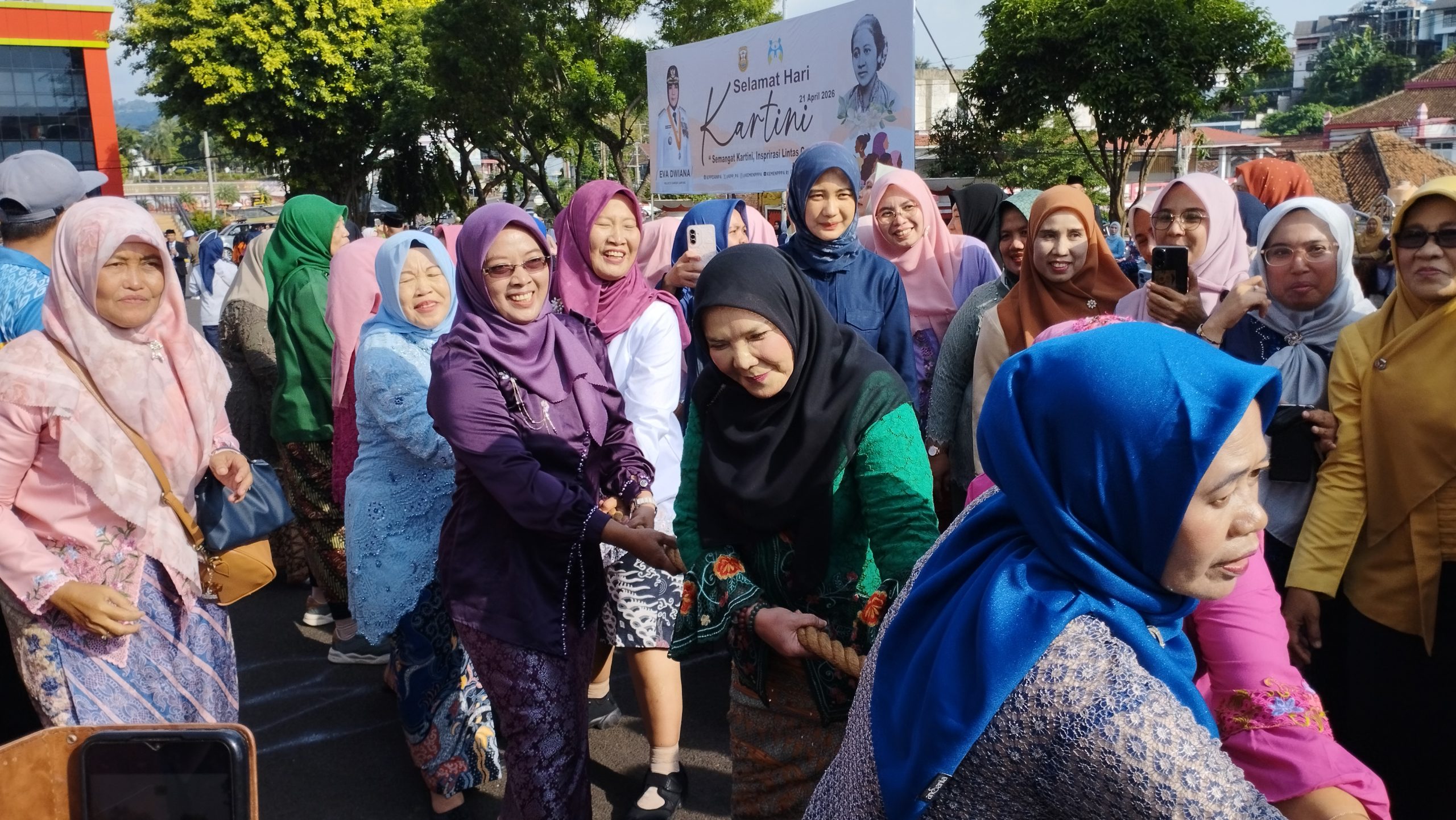 Semarak Hari Kartini 2026, Pemkot Bandar Lampung Gelar Lomba Kekompakan ASN