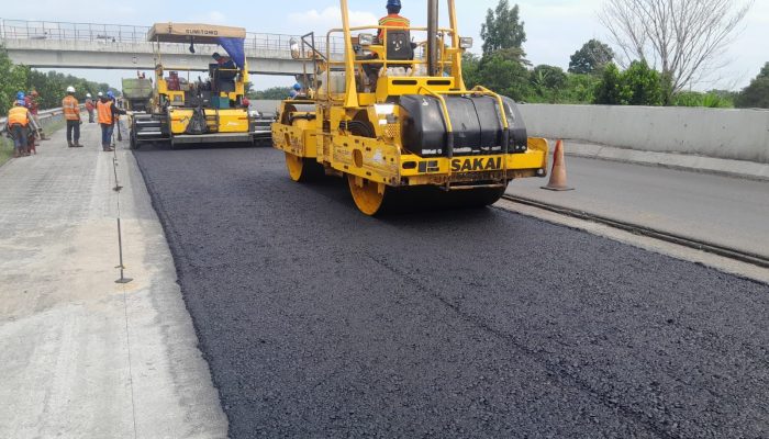 Jelang Libur Panjang, Perbaikan Aspal Tol Kayuagung–Palembang Rampung