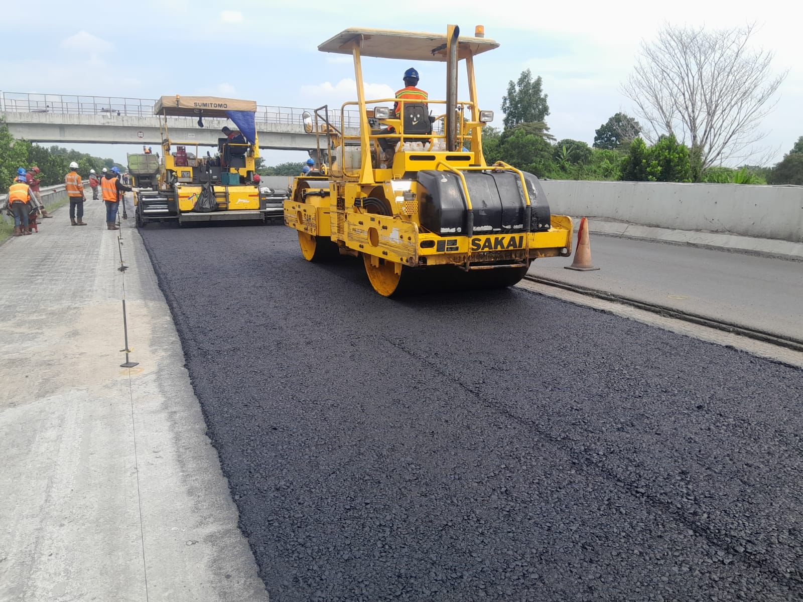 Jelang Libur Panjang, Perbaikan Aspal Tol Kayuagung–Palembang Rampung