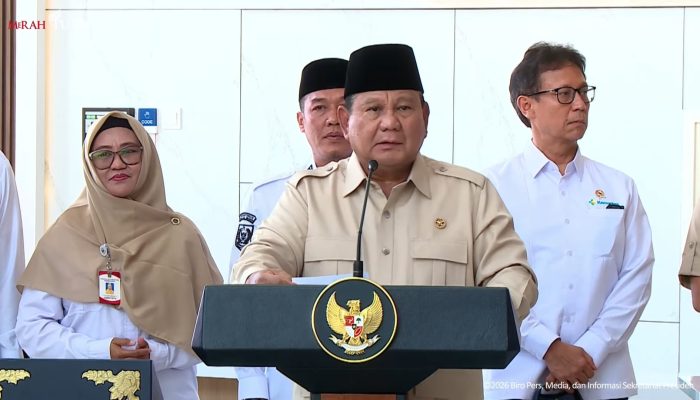 Prabowo Resmikan RSUD KH M. Thohir di Pesisir Barat, Tinjau Fasilitas dan Sapa Warga
