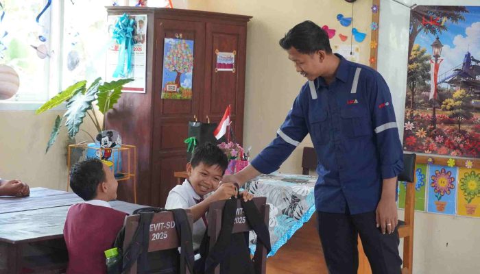 HKA Mengajar Hadir di Lampung Selatan, Siswa SD Belajar Langsung dari Para Profesional