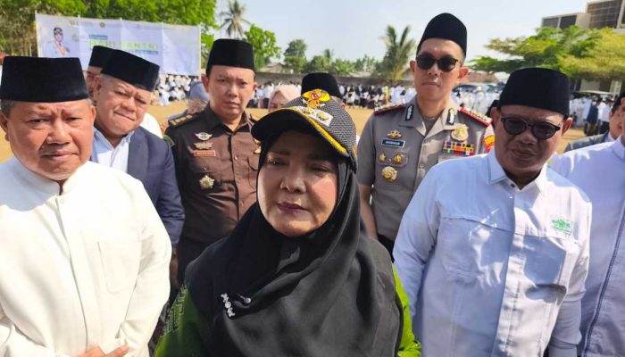 Eva Dwiana Harap Santri Penerima Beasiswa Kembali ke Bandar Lampung